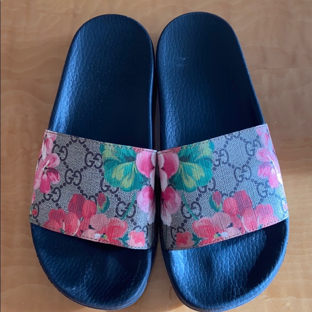 Gucci slides
